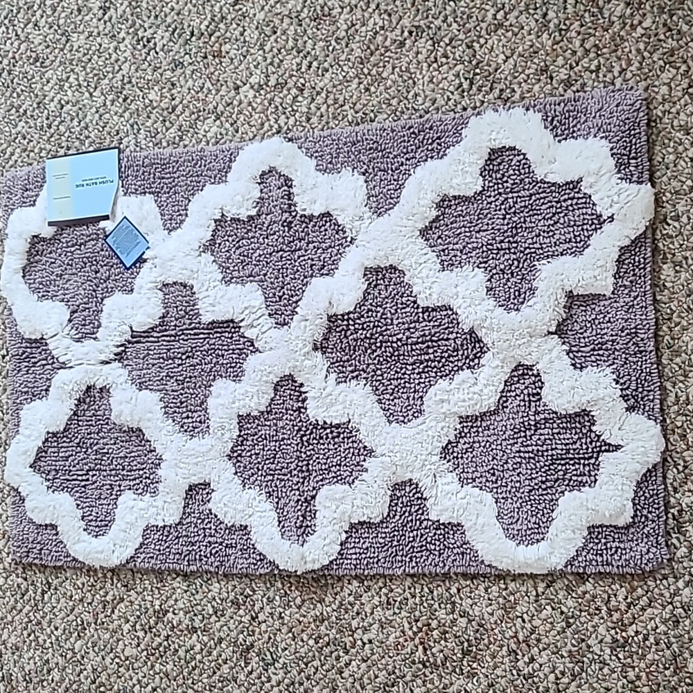KOHLS PLUSH 2 PIECE MATCHING BATH RUG BUNDLE - Picture 5 of 9